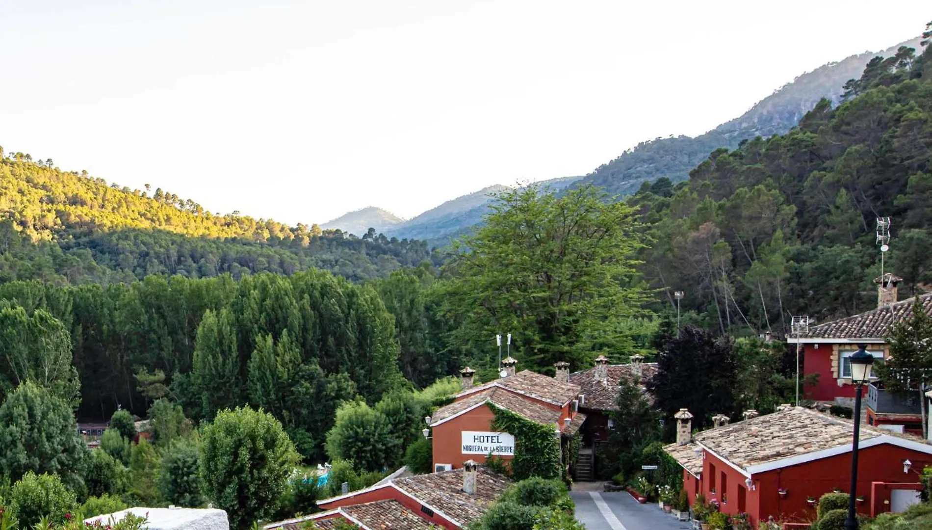 Hotel Rural Noguera De La Sierpe Arroyo Frio